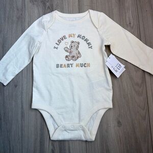 GAP Cream 'I Love My Mommy Beary Much' Bear Graphic One-Piece